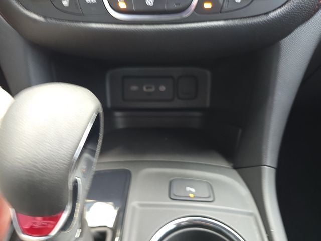 Pre-Owned 2023 Chevrolet Equinox RS - photo - 20