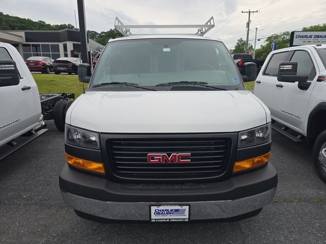 New 2026 GMC Savana 2500 Work Van - photo - 12