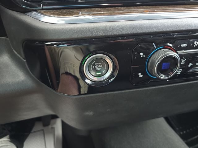 Pre-Owned 2023 Chevrolet Silverado 1500 LT - photo - 20