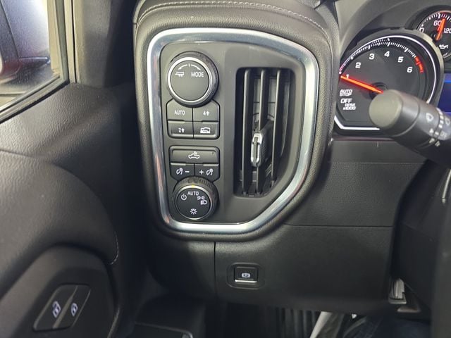 Pre-Owned 2022 Chevrolet Silverado 1500 LTD LT - photo - 18