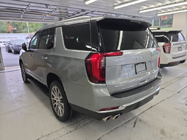 Pre-Owned 2025 GMC Yukon Denali - photo - 2