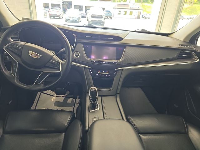Pre-Owned 2017 Cadillac XT5 Premium Luxury - photo - 10