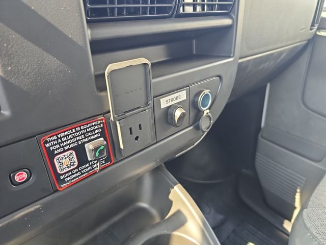 New 2026 Chevrolet Express 3500 Work Van - photo - 19