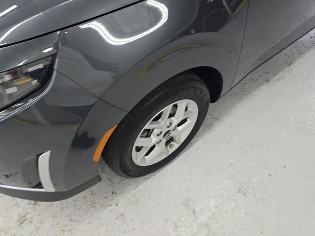Pre-Owned 2025 Kia Soul LX - photo - 8