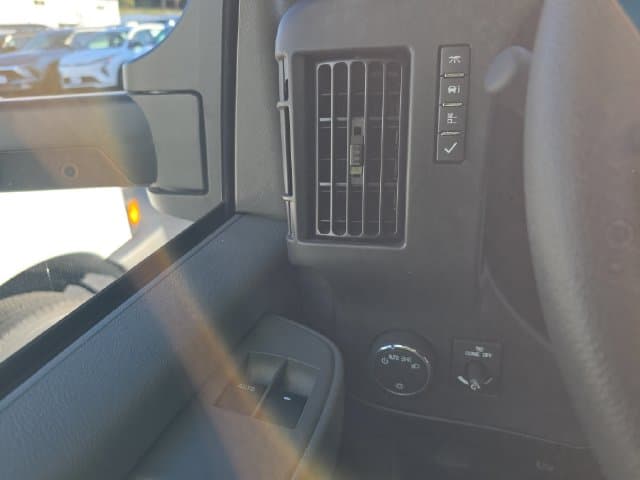 New 2026 Chevrolet Express 3500 Work Van - photo - 16