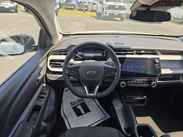 New 2027 Chevrolet Bolt EV LT - photo - 11
