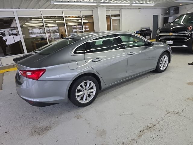 Pre-Owned 2024 Chevrolet Malibu LT - photo - 5