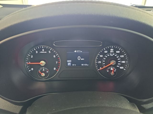 Pre-Owned 2020 Kia Sorento LX - photo - 16