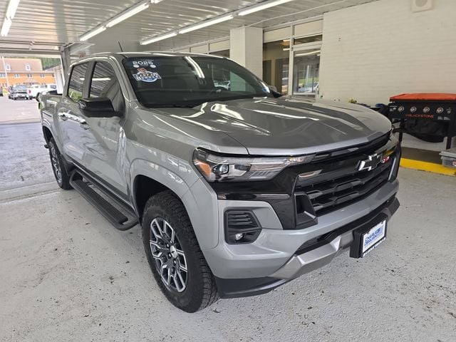 Pre-Owned 2025 Chevrolet Colorado Z71 - photo - 6