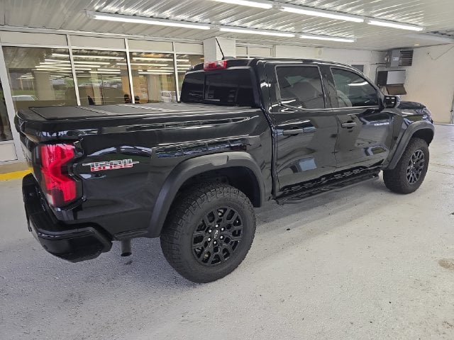 Pre-Owned 2024 Chevrolet Colorado Trail Boss - photo - 5