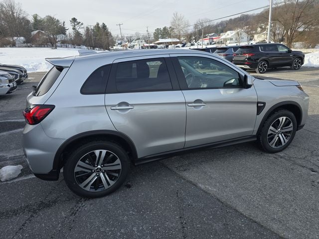 Pre-Owned 2025 Mitsubishi Outlander Sport 2.0 ES - photo - 5