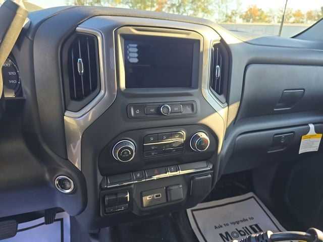 New 2025 Chevrolet Silverado 3500HD Work Truck - photo - 10