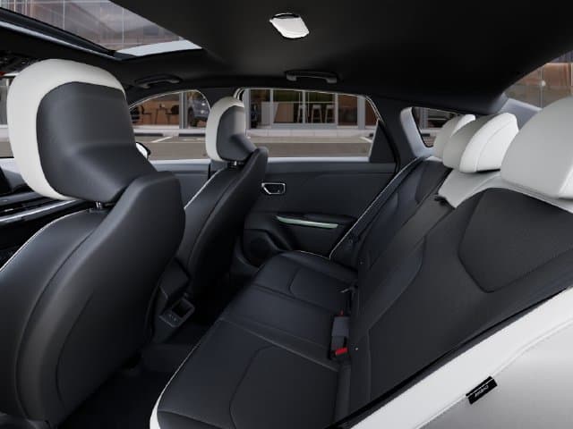 New 2026 Kia K4 GT-Line - photo - 17