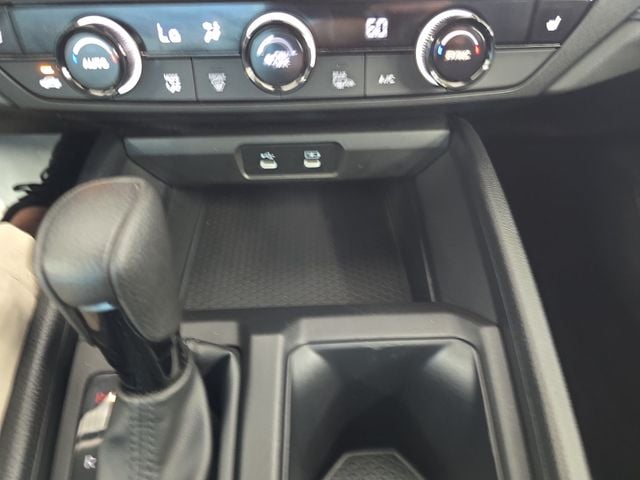 Pre-Owned 2024 Honda Accord EX - photo - 20