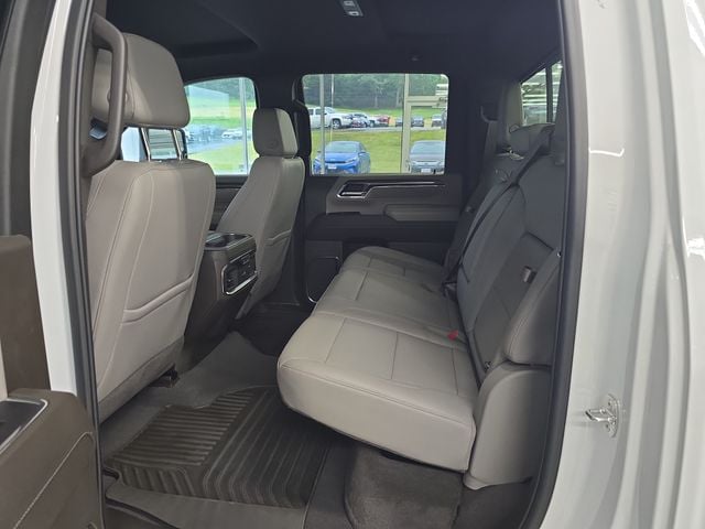 Pre-Owned 2024 Chevrolet Silverado 2500HD LTZ - photo - 9