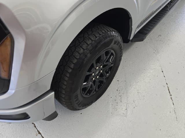 Pre-Owned 2025 Ford F-150 XLT - photo - 8