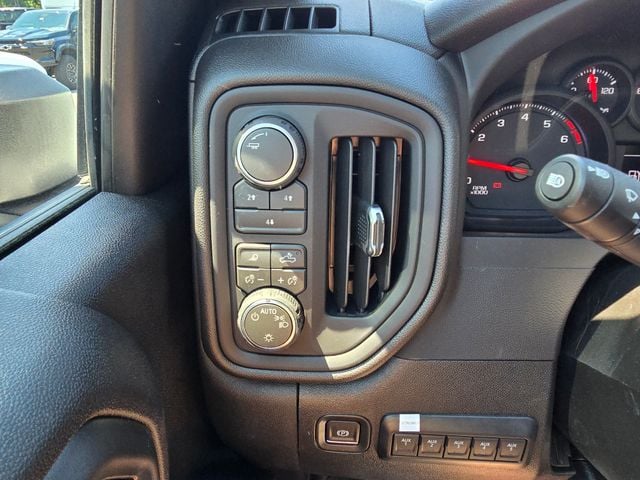 New 2026 Chevrolet Silverado 3500HD Work Truck - photo - 17