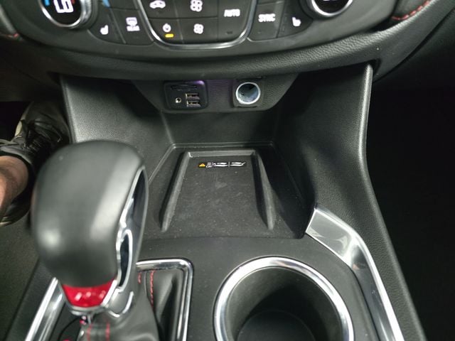 Pre-Owned 2023 Chevrolet Traverse RS - photo - 21
