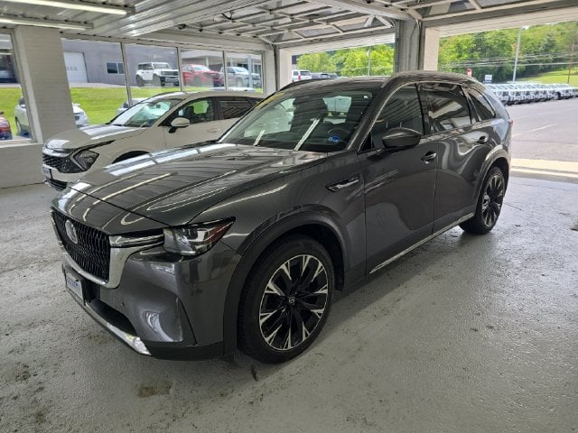 2024 Mazda CX-90 PHEV Premium Photo in Staunton VA 24401