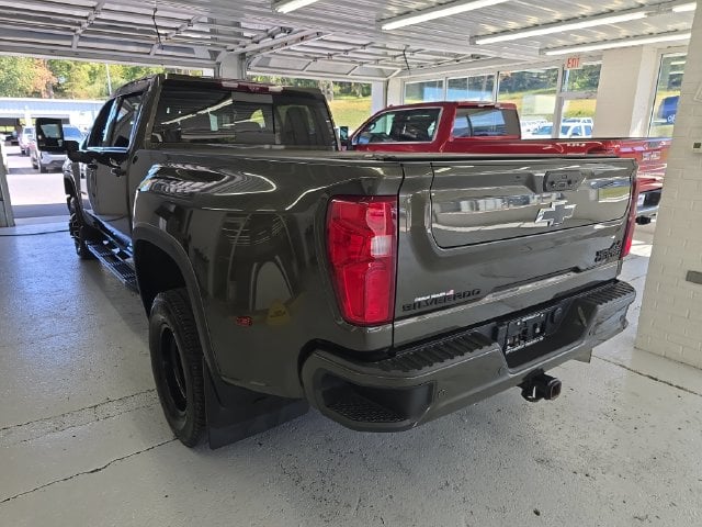 2022 Chevrolet Silverado 3500HD High Country Photo in Staunton VA 24401