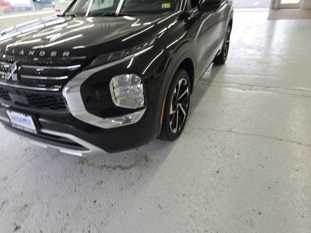 2024 Mitsubishi Outlander SEL Photo in Staunton VA 24401
