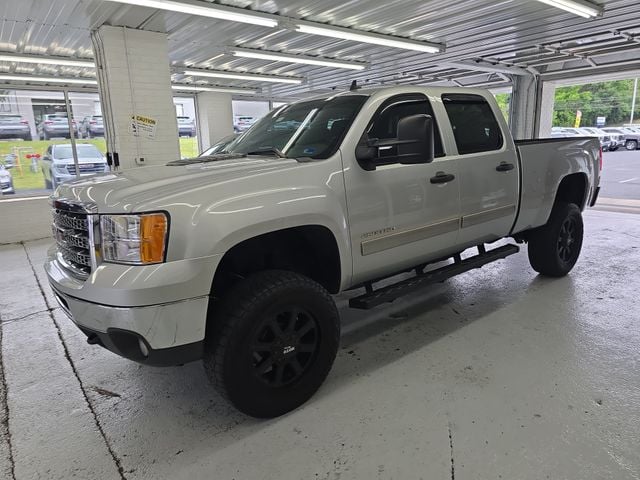 2013 GMC Sierra 2500HD SLE Photo in Staunton VA 24401