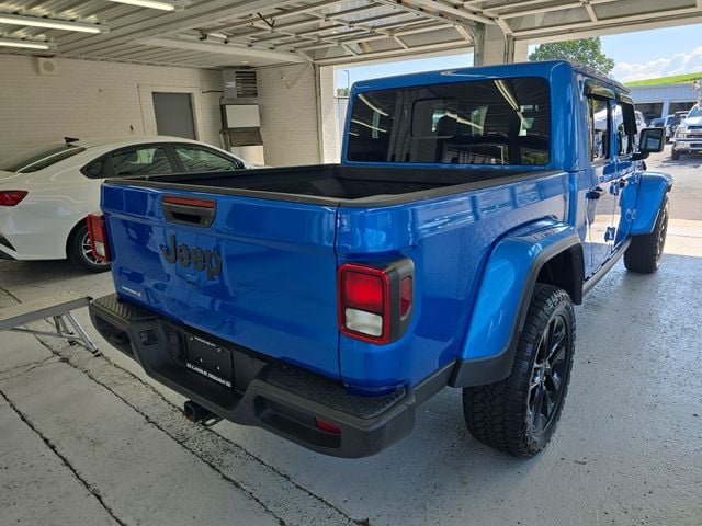 2025 Jeep Gladiator Nighthawk Photo in Staunton VA 24401