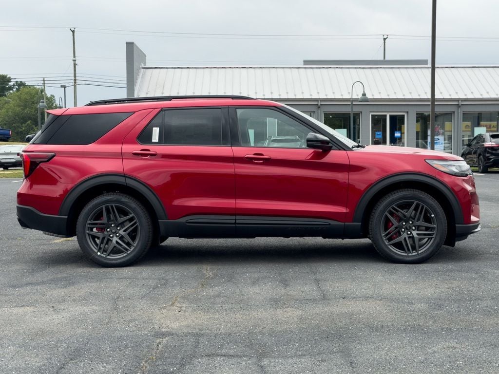 2026 Ford Explorer ST Photo in Waynesboro VA 22980