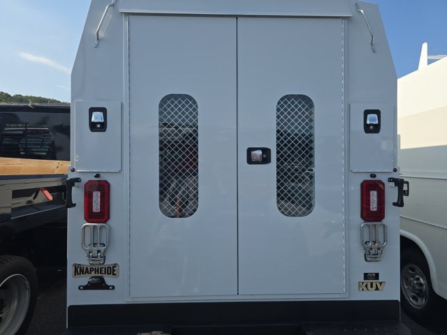 2026 Chevrolet Express 3500 Work Van Photo in Staunton VA 24401