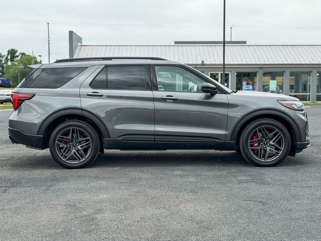 2026 Ford Explorer ST Photo in Waynesboro VA 22980