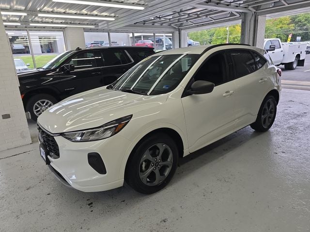 2023 Ford Escape ST-Line Photo in Staunton VA 24401