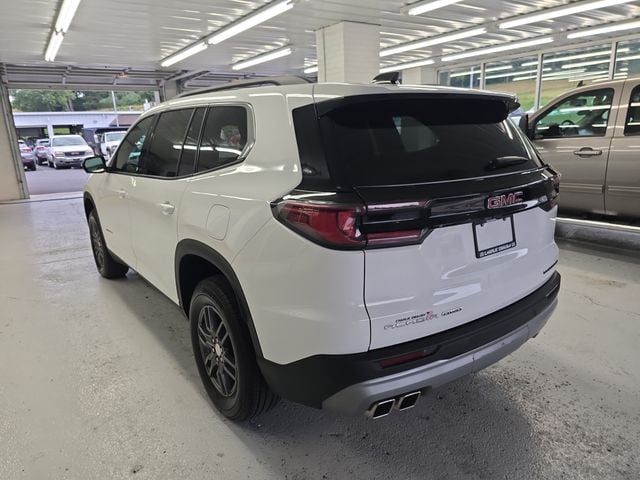 2025 GMC Acadia Elevation Photo in Staunton VA 24401