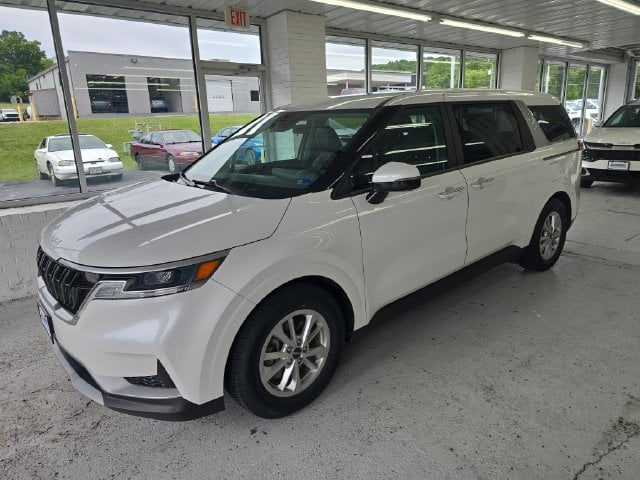 2024 Kia Carnival LX Photo in Staunton VA 24401