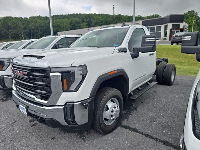 2026 GMC Sierra 3500HD Pro Photo in Staunton VA 24401