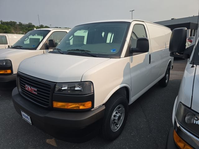 2026 GMC Savana 2500 Work Van Photo in Staunton VA 24401