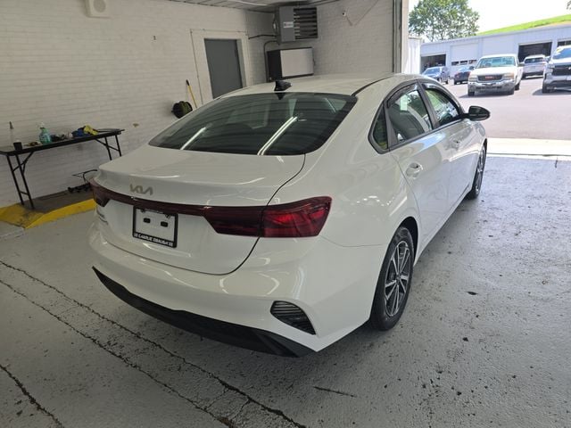 2023 Kia Forte LXS Photo in Staunton VA 24401