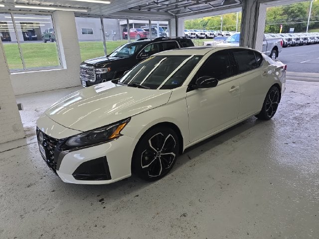 2023 Nissan Altima 2.5 SR Photo in Staunton VA 24401