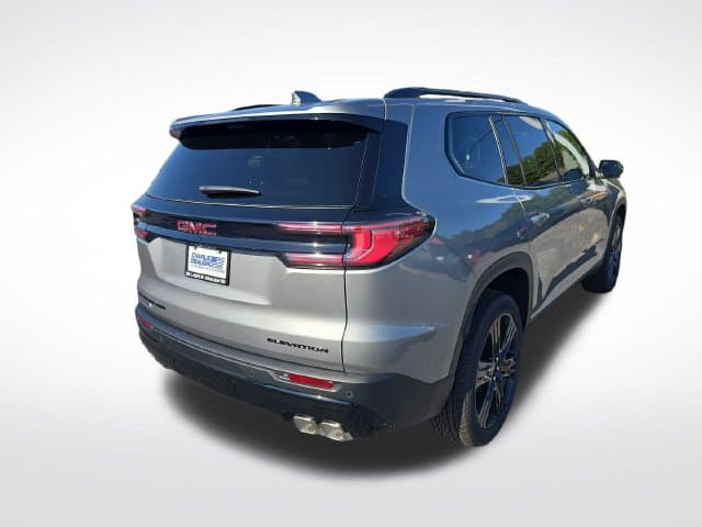2027 GMC Acadia Elevation Photo in Staunton VA 24401
