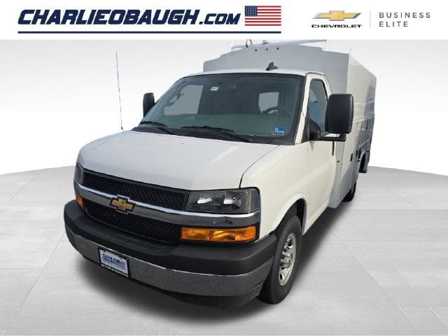 2026 Chevrolet Express 3500 Work Van Photo in Staunton VA 24401