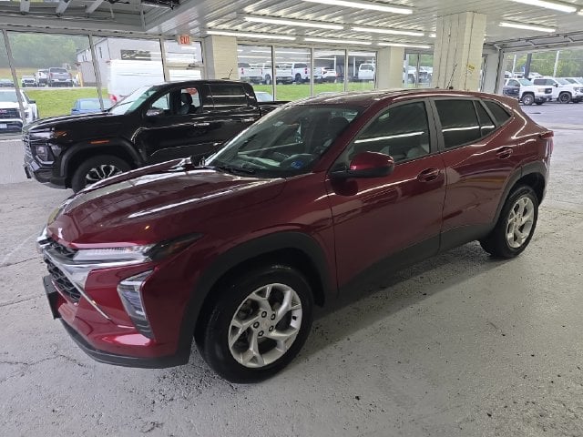 2024 Chevrolet Trax LS Photo in Staunton VA 24401