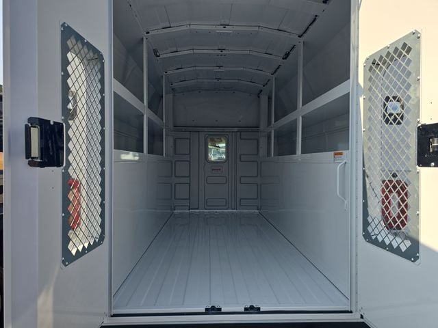 2026 Chevrolet Express 3500 Work Van Photo in Staunton VA 24401