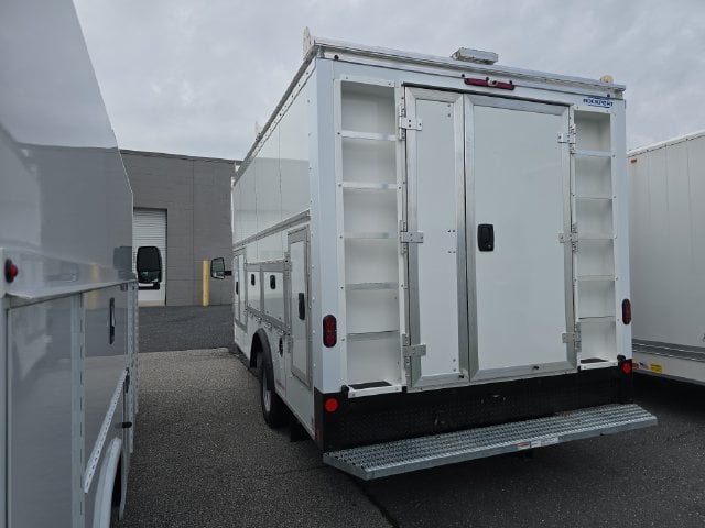 2025 GMC Savana Cutaway 4500 4500 Van Photo in Staunton VA 24401