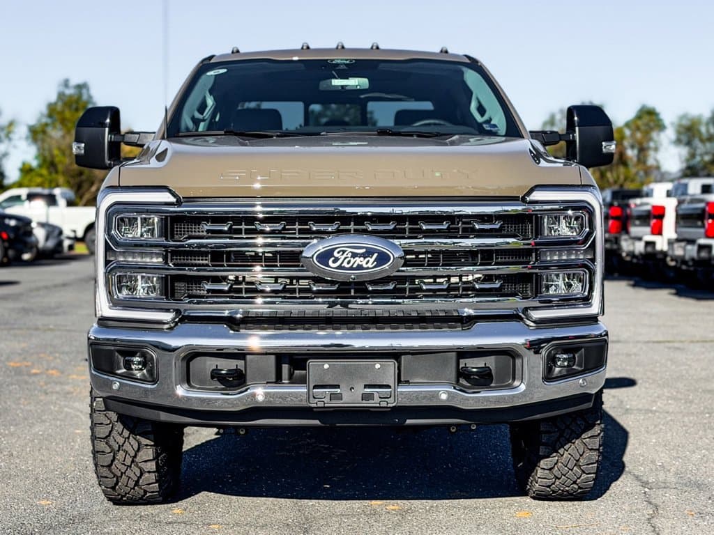 2027 Ford F-250SD Lariat Photo in Waynesboro VA 22980