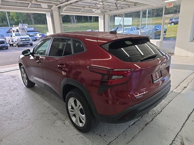 2025 Chevrolet Trax LS Photo in Staunton VA 24401