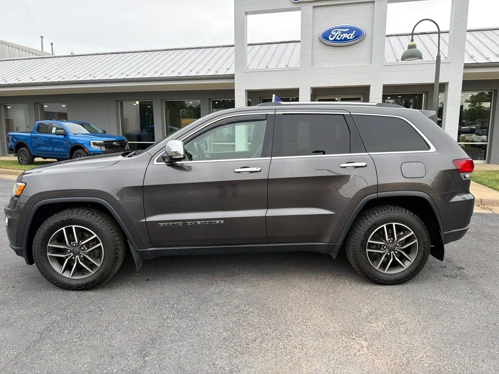2020 Jeep Grand Cherokee Limited Photo in Waynesboro VA 22980