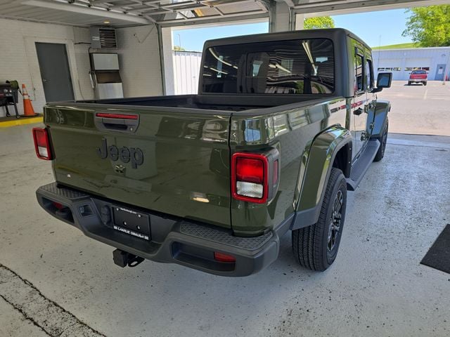 2022 Jeep Gladiator Sport Photo in Staunton VA 24401