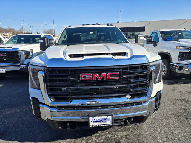 2026 GMC Sierra 3500HD Pro