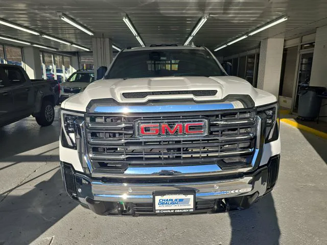 2024 GMC Sierra 2500HD SLT